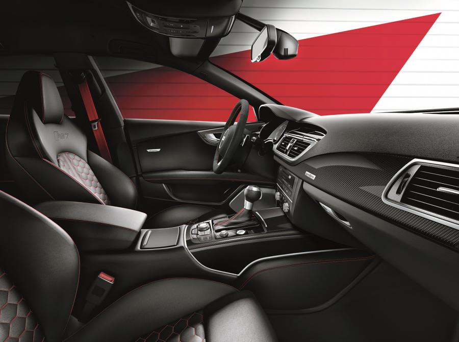 Интерьер Audi RS7 Sportback Exclusive Dynamic Edition 2014 года  (фото 9 из 15)